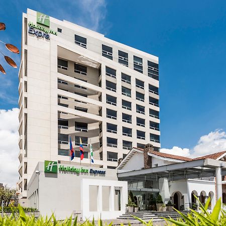 Holiday Inn Express Quito By Ihg מראה חיצוני תמונה