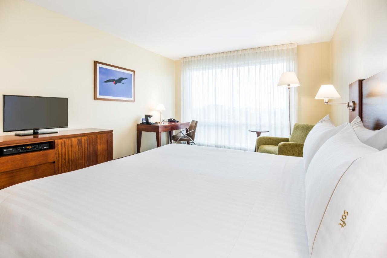 Holiday Inn Express Quito By Ihg מראה חיצוני תמונה