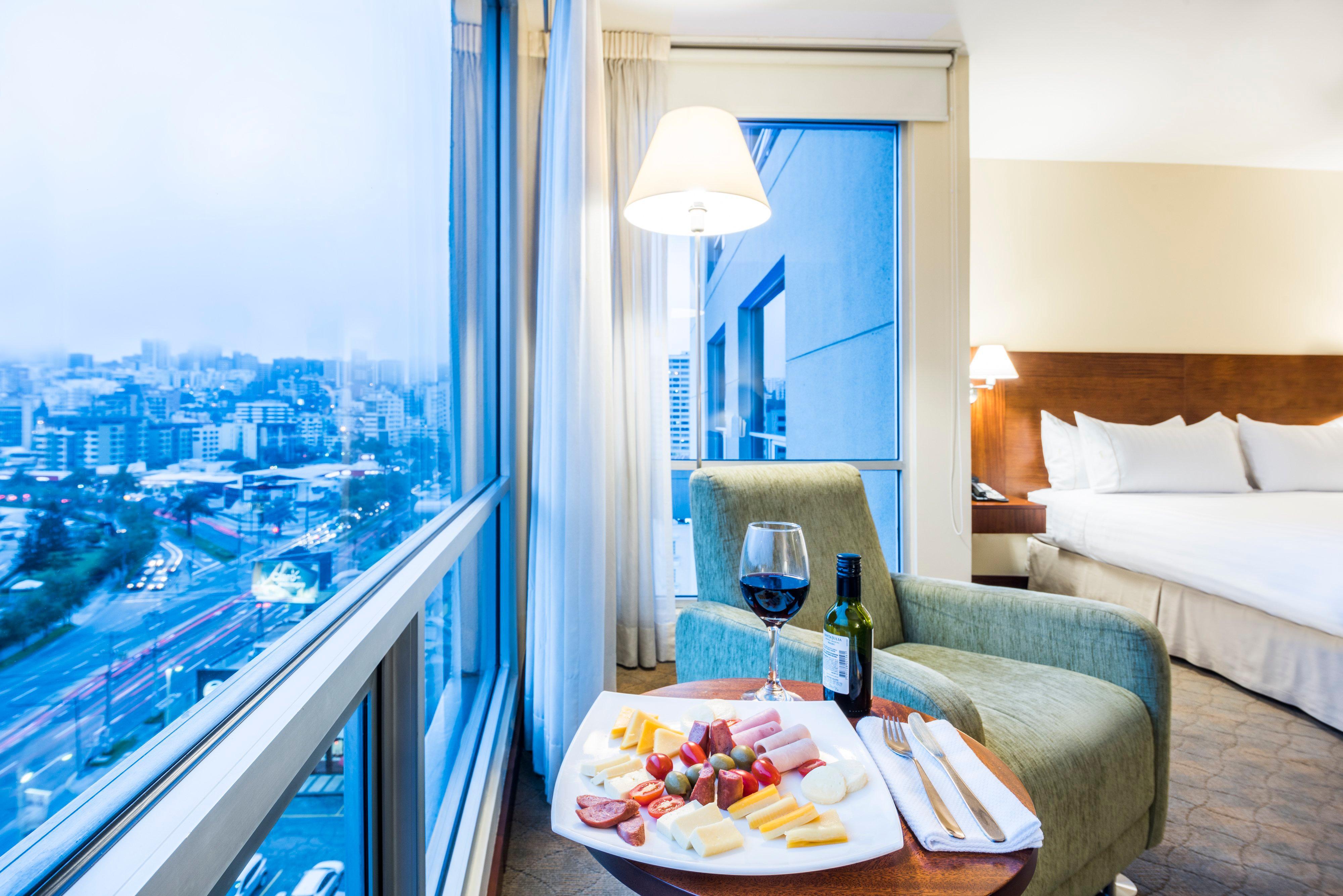 Holiday Inn Express Quito By Ihg מראה חיצוני תמונה