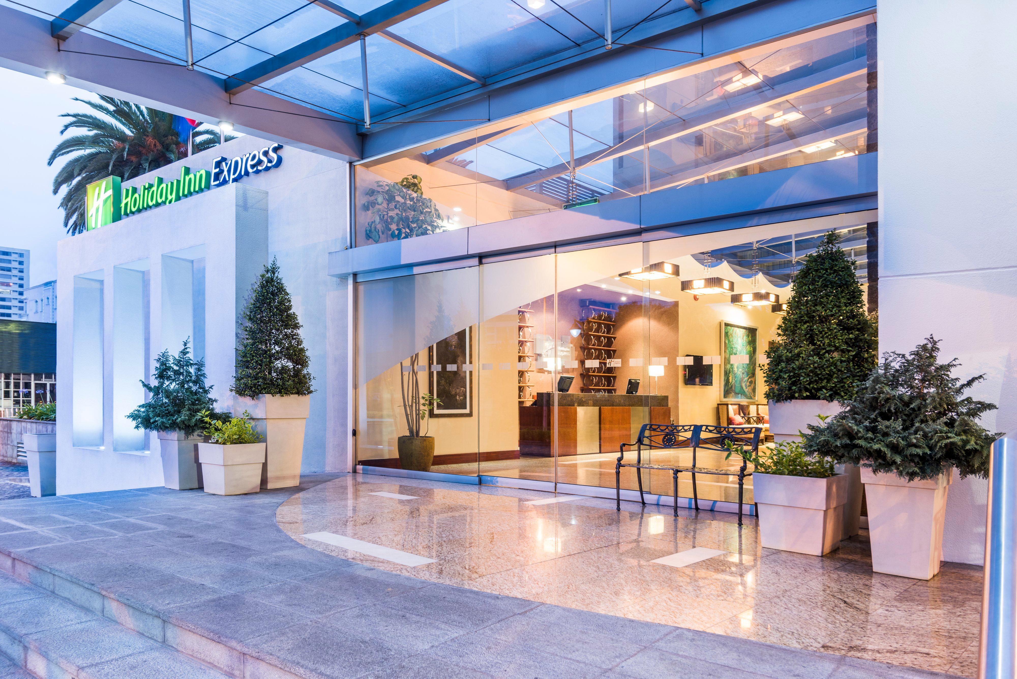 Holiday Inn Express Quito By Ihg מראה חיצוני תמונה